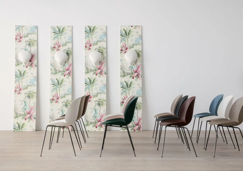 Gubi Sedia Beetle, Cromo - Alabaster White 3 Gubi Sedia Beetle, Cromo - Alabaster White - immagine 3