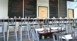 EMECO Sedia Da Bar 1006 Navy, 61 Cm, Alluminio Spazzolato -Sedie negozio 1006 area four restaurant 8802