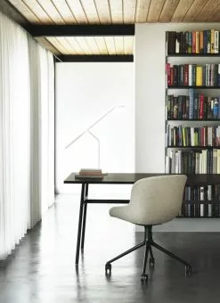 Normann Copenhagen Sedia Hyg Con 4 Ruote, Girevole, Alluminio - Pelle Ultra Nera -Sedie negozio 2021 Hyg Chair 4W Full Uph MLF20 Black Alu Union Table Black 03 7