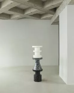 Normann Copenhagen Sgabello Bit, Cone, Nero - Bianco -Sedie negozio 2022 Bit Stool Cone Stack Group 02