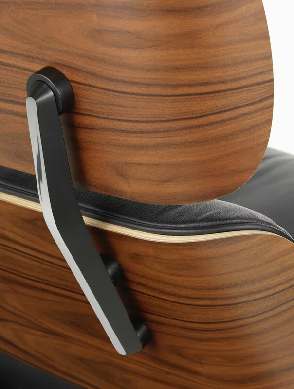 Vitra Poltrona Eames, Dimens. Classiche, Palissandro - Pelle Nera 6 Vitra Poltrona Eames, Dimens. Classiche, Palissandro - Pelle Nera - immagine 6
