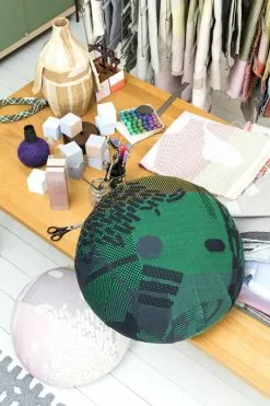 Vitra Poggiapiedi Bovist, Verde Scuro -Sedie negozio 2839407 Bovist Hella Jongerius master