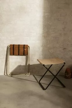 Ferm LIVING Sgabello Desert, Nero - Sabbia -Sedie negozio 29 2039