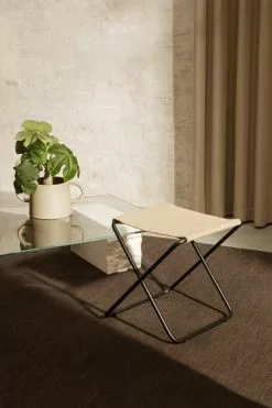 Ferm LIVING Sgabello Desert, Nero - Sabbia -Sedie negozio 30 2088
