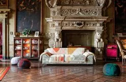 Vitra Poggiapiedi Bovist, Rosso Scuro -Sedie negozio 3060813 Vitra Bergamo Pressereise 2019 0309 master 1