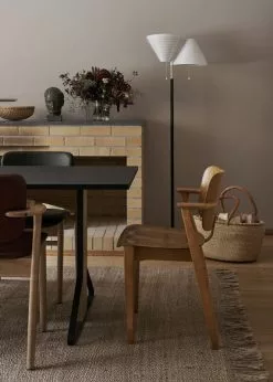 Artek Sedia Domus, Tinta Miele 11 Artek Sedia Domus, Tinta Miele -Sedie negozio 3100365 ArtekHelsinki Christmas 2019 6 master