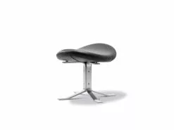 Fredericia Poggiapiedi Corona, Cromo Spazzolato - Pelle Nera -Sedie negozio 425Fredericia