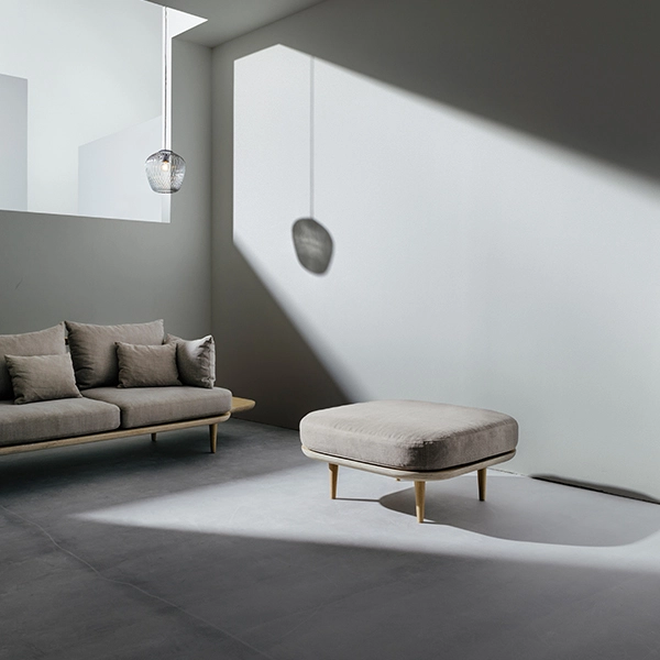 &Tradition Pouf Fly SC9, Rovere Affumicato, Hot Madison 094 2 &Tradition Pouf Fly SC9, Rovere Affumicato, Hot Madison 094 - immagine 2