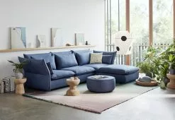 Vitra Tavolo/sgabello Cork Family, Model E 8 Vitra Tavolo/sgabello Cork Family, Model E -Sedie negozio 4812192 Mariposa Corner Cork Family Model D Cork Family Model E Akari UF3 Q Cork Bowl Resting Cat Resting Bird LOiseau Classic Pillows Maharam master
