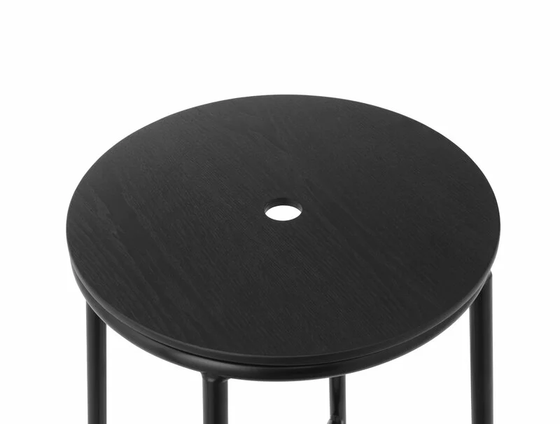 Normann Copenhagen Sgabello Circa, Acciaio Nero - Rovere Nero 2 Normann Copenhagen Sgabello Circa, Acciaio Nero - Rovere Nero - immagine 2