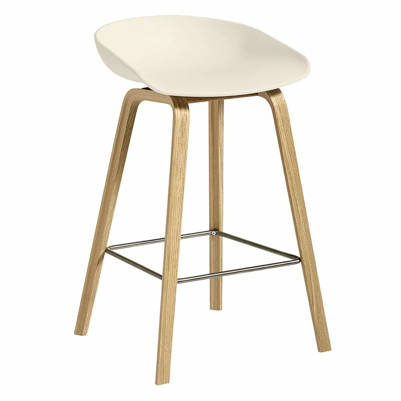 Hay About A Stool AAS32, 65 Cm, Rovere Laccato - Bianco Crema 1 Hay About A Stool AAS32, 65 Cm, Rovere Laccato - Bianco Crema