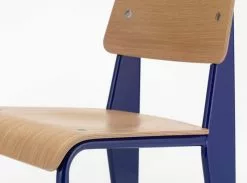 Vitra Sedia Standard, Prouvé Bleu Marcoule - Rovere -Sedie negozio 5885741 Standard marcoule bleu v fullbleed 1440x