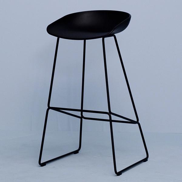 Hay About A Stool AAS38, Nero 2 Hay About A Stool AAS38, Nero - immagine 2