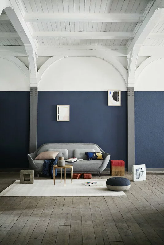 Fritz Hansen CM Pouf, Piccolo, Grigio Scuro 2 Fritz Hansen CM Pouf, Piccolo, Grigio Scuro - immagine 2