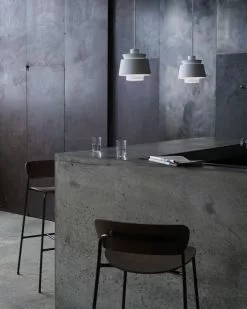 &Tradition Sgabello Da Bar Pavilion AV7 / AV9, Noce Laccato -Sedie negozio ATD Antwerpen 2018 Pavilion AV9 Utzon JU1