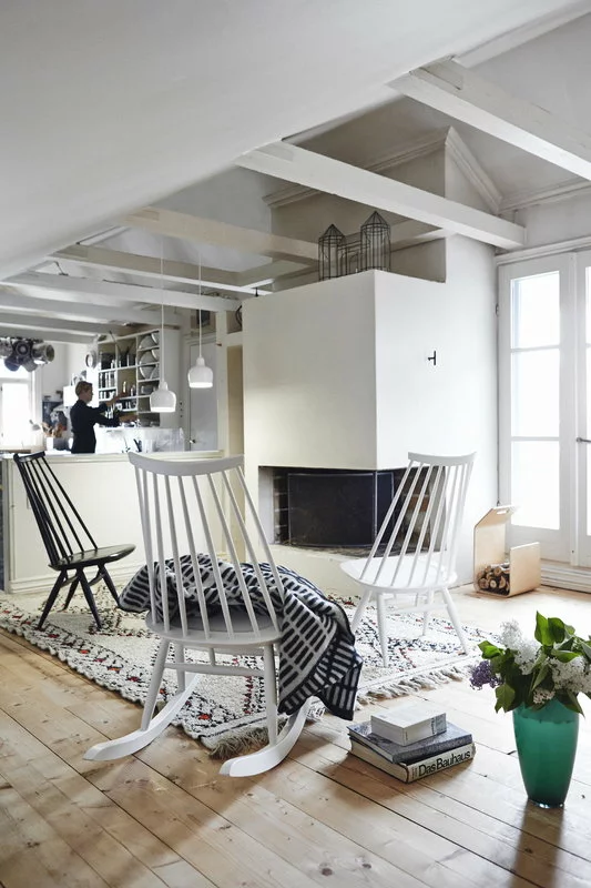 Artek Sedia Mademoiselle, Bianca 4 Artek Sedia Mademoiselle, Bianca - immagine 4