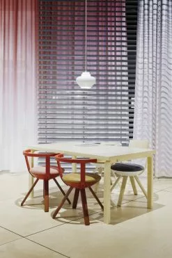 Artek Sedia Rival KG002, Betulla/pelle -Sedie negozio Artek Salone 2014 4