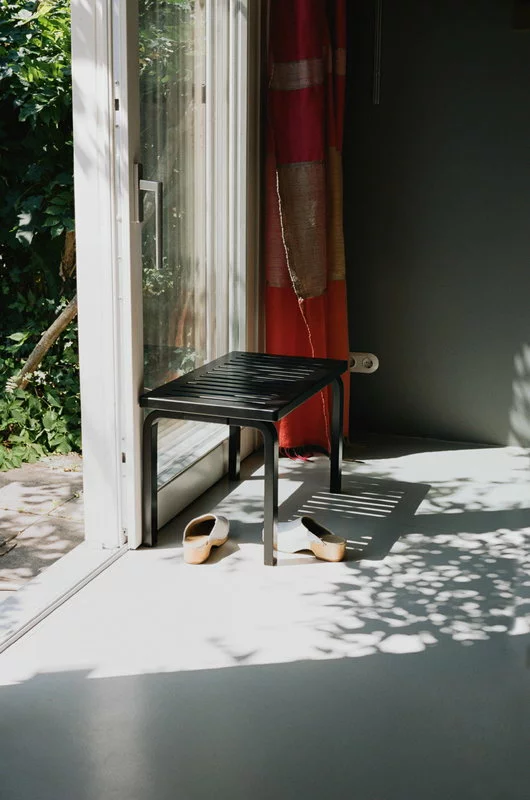 Artek Panca Aalto 153B, Nera 2 Artek Panca Aalto 153B, Nera - immagine 2