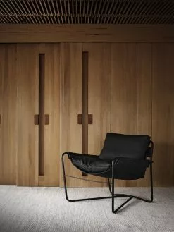 Interface Poltrona Bug, Bassa, Pelle Nera Moderno -Sedie negozio Bug rantapuisto 19