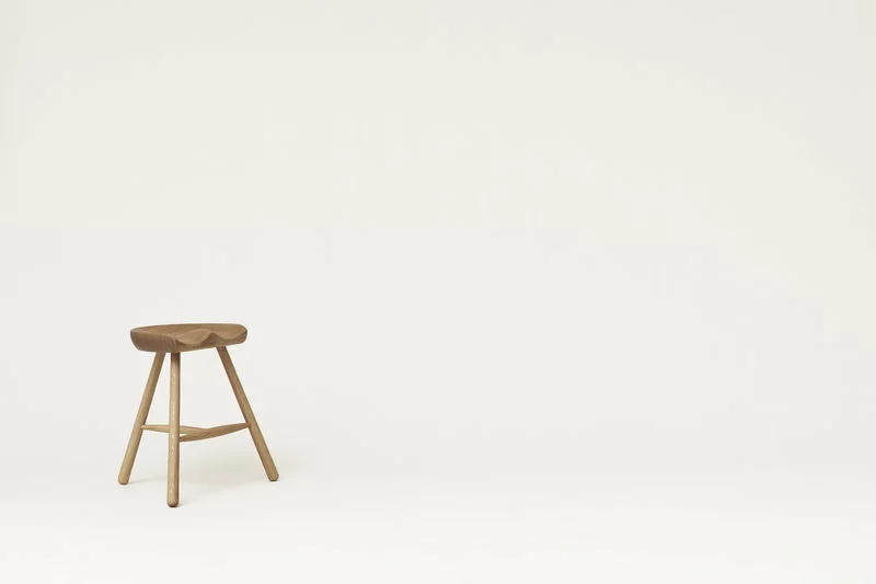 Form & Refine Sgabello Shoemaker Chair No. 49, Rovere Oliato Bianco 3 Form & Refine Sgabello Shoemaker Chair No. 49, Rovere Oliato Bianco - immagine 3