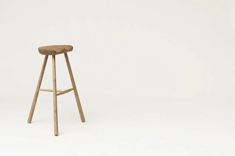 Form & Refine Sgabello Da Bar Shoemaker Chair No. 78, Rovere Oliato Bianco 4 Form & Refine Sgabello Da Bar Shoemaker Chair No. 78, Rovere Oliato Bianco - immagine 4