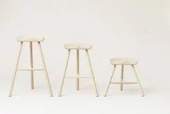 Form & Refine Sgabello Da Bar Shoemaker Chair No. 68, Faggio 8 Form & Refine Sgabello Da Bar Shoemaker Chair No. 68, Faggio -Sedie negozio F R Shoemakerchair 49 68 78 beech front 1