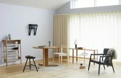 Form & Refine Sgabello Shoemaker Chair No. 49, Rovere Affumicato -Sedie negozio FR Collection2021 Leaf Shelf