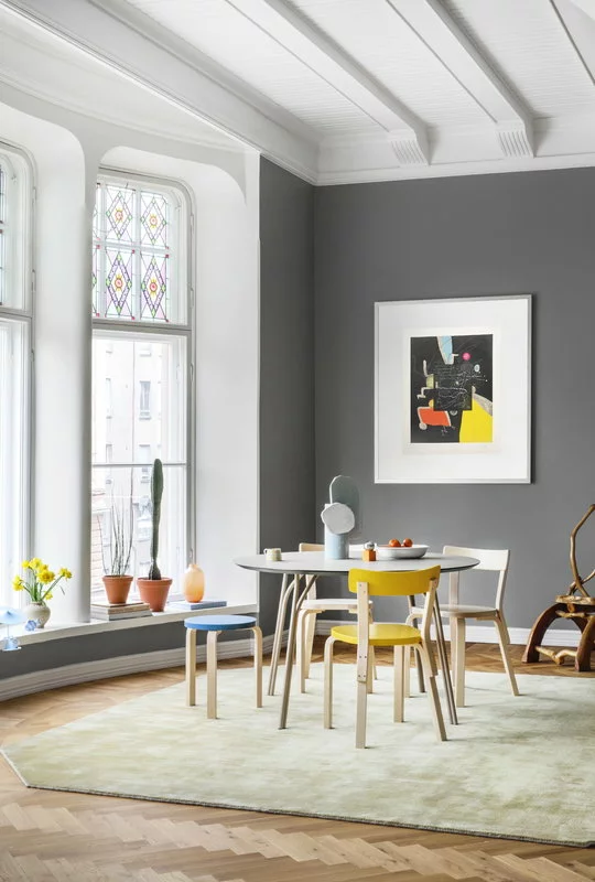 Artek Sgabello Aalto 60, Blu - Betulla 4 Artek Sgabello Aalto 60, Blu - Betulla - immagine 4