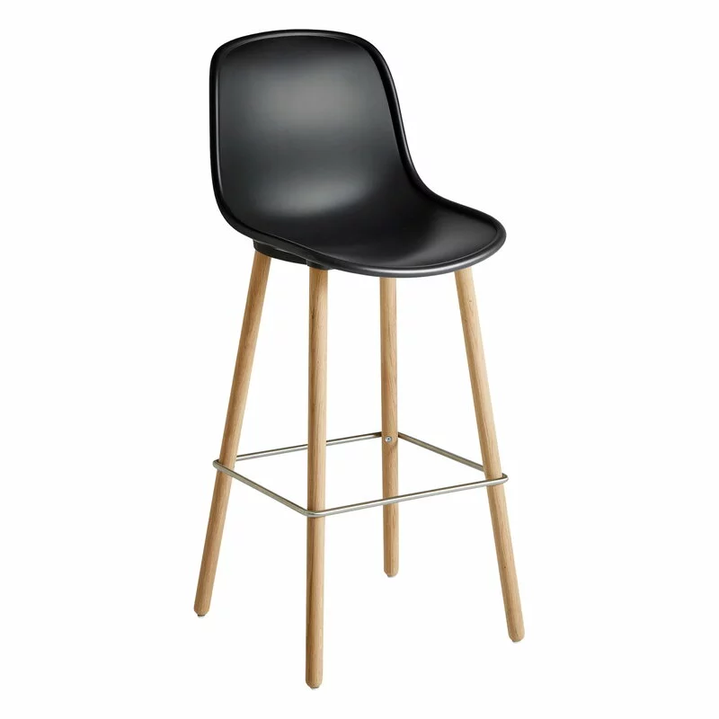 Hay Sgabello Da Bar Neu 12, Soft Black - Rovere - Acciaio 2 Hay Sgabello Da Bar Neu 12, Soft Black - Rovere - Acciaio - immagine 2