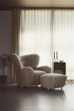 By Lassen Poltrona E Poggiapiedi The Tired Man, Moonlight - Rovere Affumic 9 By Lassen Poltrona E Poggiapiedi The Tired Man, Moonlight - Rovere Affumic -Sedie negozio Heg Mller 200623 byLassen AW2010367