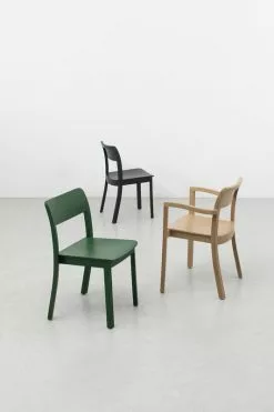 Hay Sedia Pastis, Nera 10 Hay Sedia Pastis, Nera -Sedie negozio Pastis Chair black pine green Pastis Armchair wb lacquered ash 01