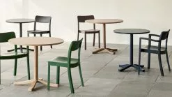 Hay Sedia Pastis, Nera 8 Hay Sedia Pastis, Nera -Sedie negozio Pastis Table wb lacquered oak Pastis Chair pine green wb lacquered ash Pastis Armchair steel blue wb lacquered ash