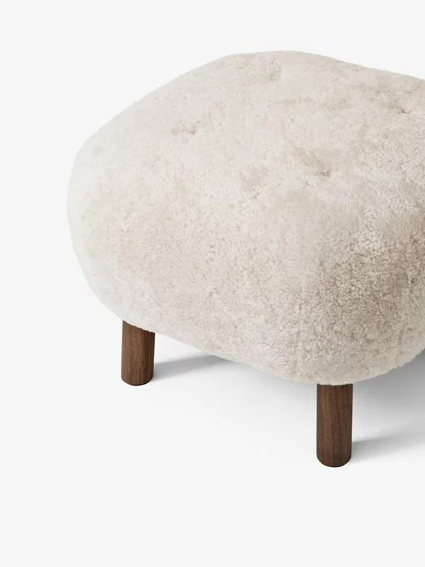 &Tradition Pouf Little Petra ATD1, Pelle Di Pecora Moonlight - Noce 2 &Tradition Pouf Little Petra ATD1, Pelle Di Pecora Moonlight - Noce - immagine 2