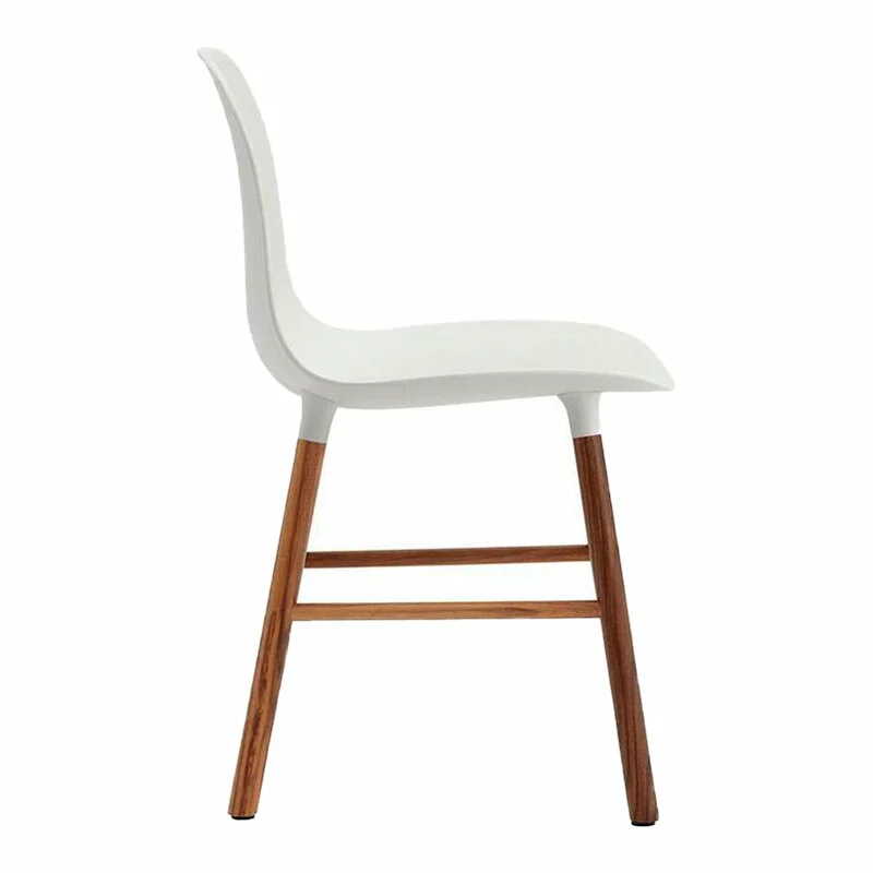 Normann Copenhagen Sedia Form, Bianco - Noce 4 Normann Copenhagen Sedia Form, Bianco - Noce - immagine 4