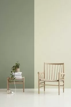 FDB Møbler Poltrona J82, Rovere Laccato 11 FDB Møbler Poltrona J82, Rovere Laccato -Sedie negozio j83 closeup 02 0403 v2